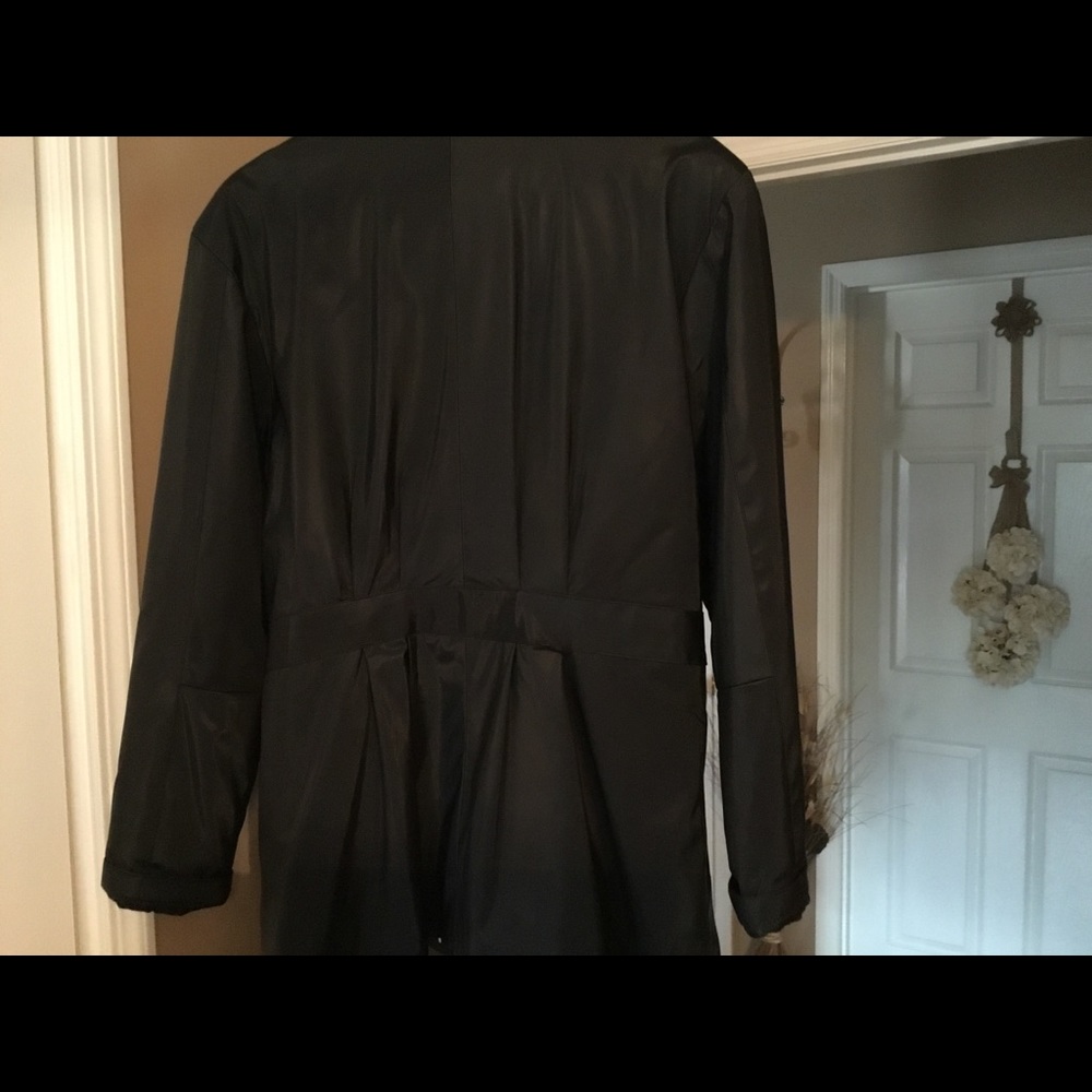 Jacket - Picture 2 of 5